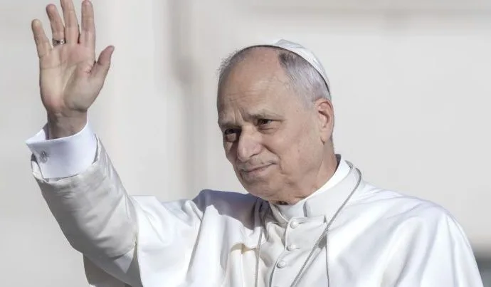 Papa Leão XIV reafirma compromisso contra a guerra após críticas de Trump