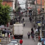 Estudo revela cortes no orçamento de moradia em meio à crise climática