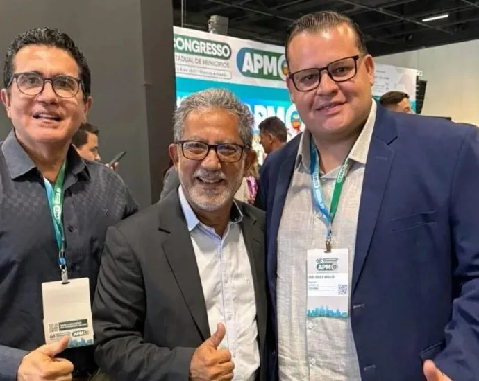 Castilho marca presença no 68º Congresso Estadual de Municípios em São Paulo