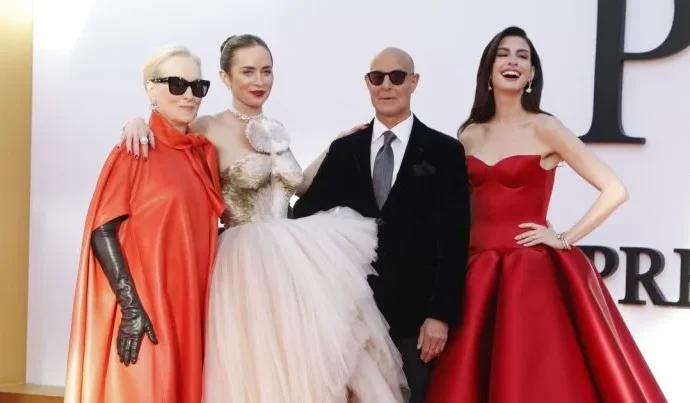 Estrela de ‘O Diabo Veste Prada 2’ brilha em première mundial em Nova York
