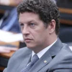 Ricardo Salles anuncia ação no STF contra projeto de lei que altera jornada de trabalho