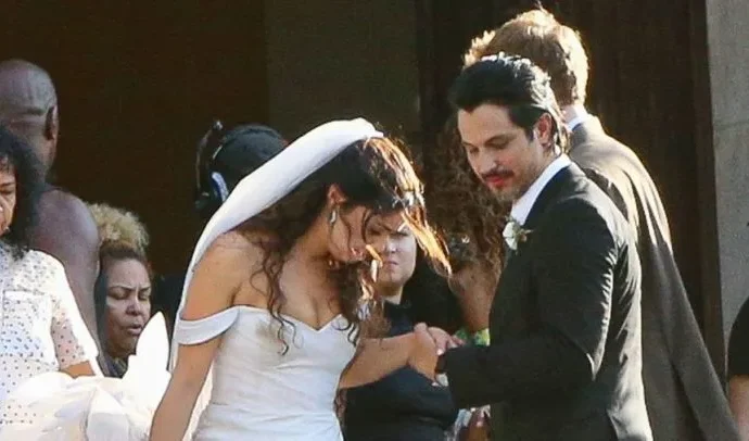Sophie Charlotte grava cena de casamento em ‘Três Graças’ no Rio de Janeiro Sophie Charlotte grava cena de casamento em ‘Três Graças’ no Rio de Janeiro