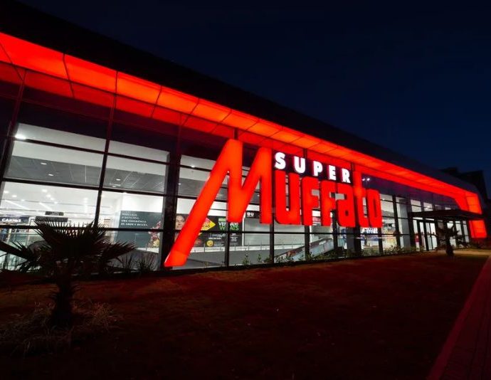 Super Muffato realiza mutirão de empregos em todas as unidades Super Muffato realiza mutirão de empregos em todas as unidades