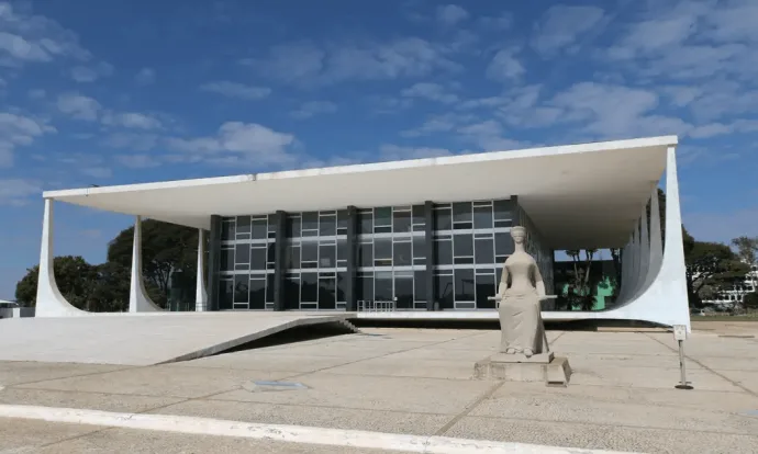 Pesquisa Datafolha revela que 75% dos brasileiros acham que STF tem ‘poder demais’