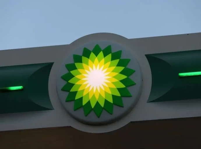 Lucro da BP no Primeiro Trimestre Supera Expectativas em Meio à Guerra no Oriente Médio