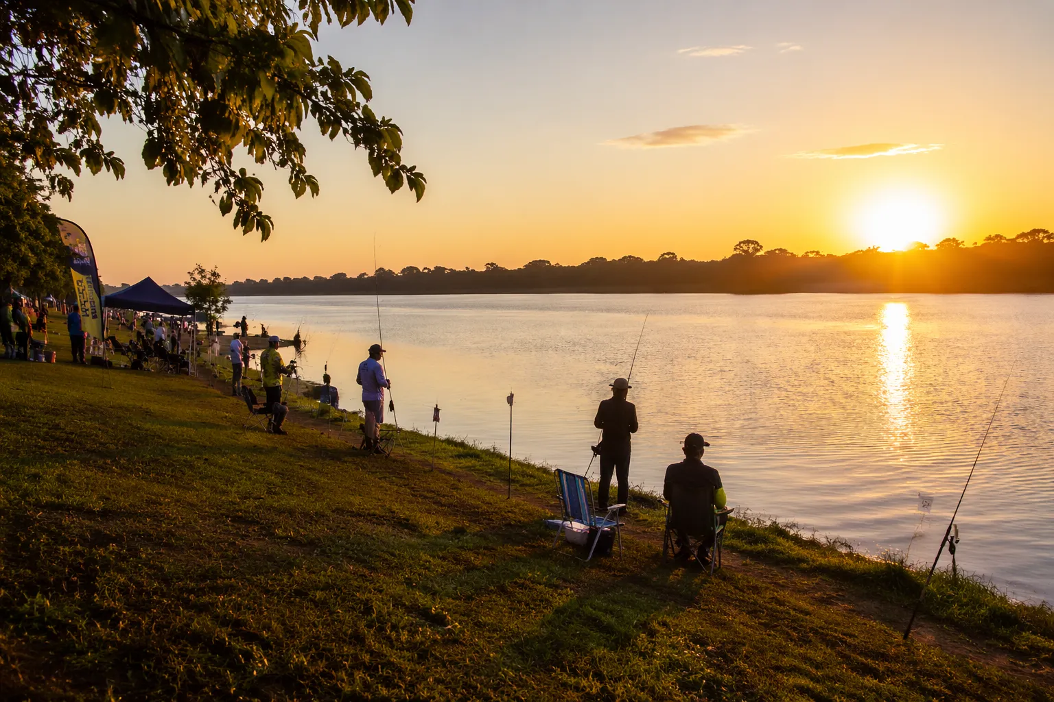 Torneio de pesca em Castilho reúne participantes neste sábado (cobertura ao vivo)