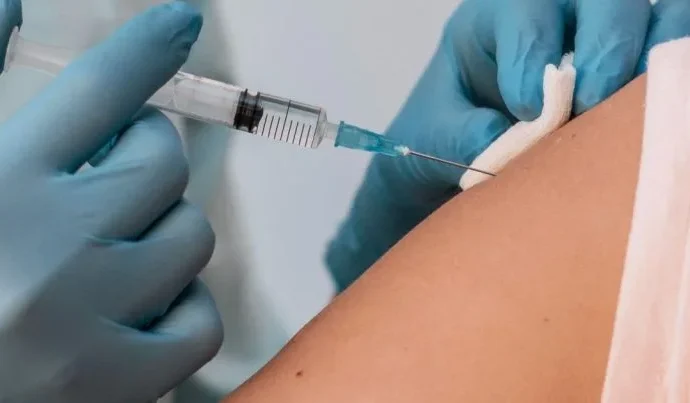 Estudo revela que vacina contra influenza reduz mortes em pacientes com AVC