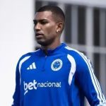Walace aguarda definição sobre futuro após afastamento no Cruzeiro