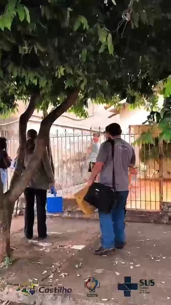 ZOONOSES DE CASTILHO: VISITAS CASA A CASA AJUDAM A PREVENIR DOENÇAS E PROTEGER ANIMAIS
