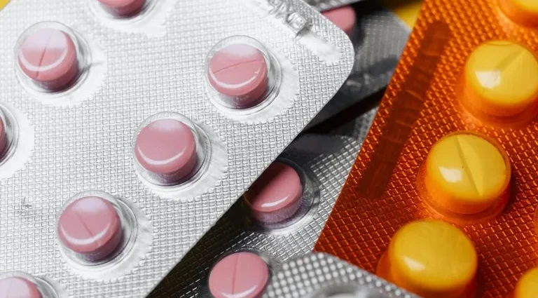 ROUBO DE CARGAS DE MEDICAMENTOS DISPARA NO BRASIL