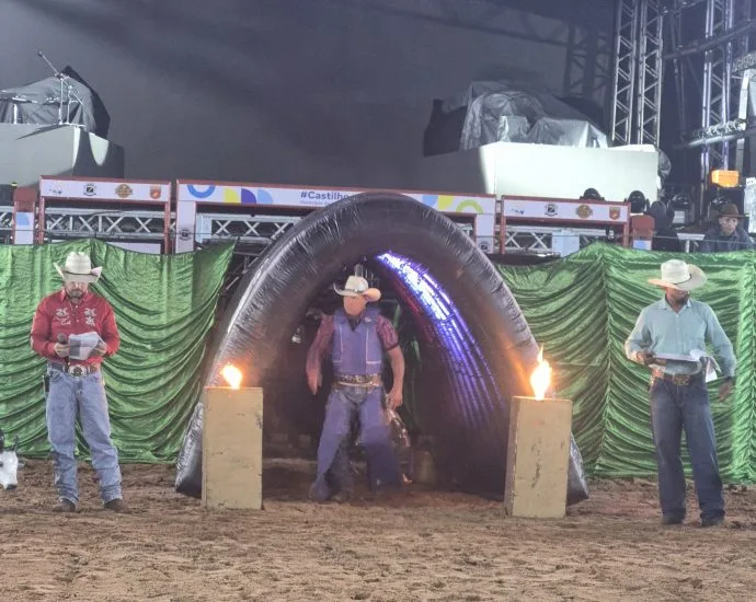VÍDEO: Prefeitura divulga transmissão ao vivo do segundo dia da Festa do Peão em Castilho 2026