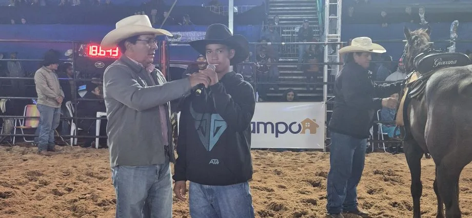 VÍDEO: Categoria juvenil define campeão na prova dos três tambores em Castilho