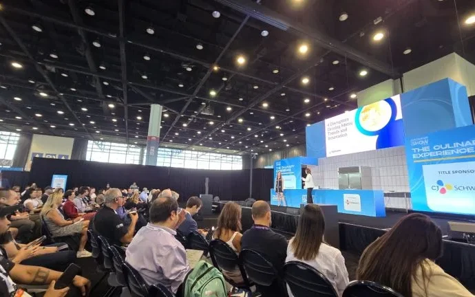 ABRASEL APOIOU MISSÃO EMPRESARIAL EM FEIRA DE ALIMENTAÇÃO FORA DO LAR