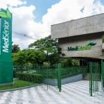 CLUBE DE VANTAGENS MEDSÊNIOR REFORÇA BEM-ESTAR PARA O PÚBLICO 49+