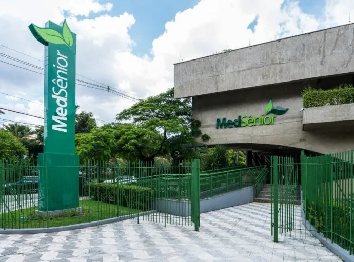 CLUBE DE VANTAGENS MEDSÊNIOR REFORÇA BEM-ESTAR PARA O PÚBLICO 49+ CLUBE DE VANTAGENS MEDSÊNIOR REFORÇA BEM-ESTAR PARA O PÚBLICO 49+