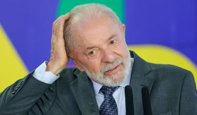 Oposição Enxerga Oportunidade em Reveses de Lula enquanto PT Busca Reforçar Estratégia