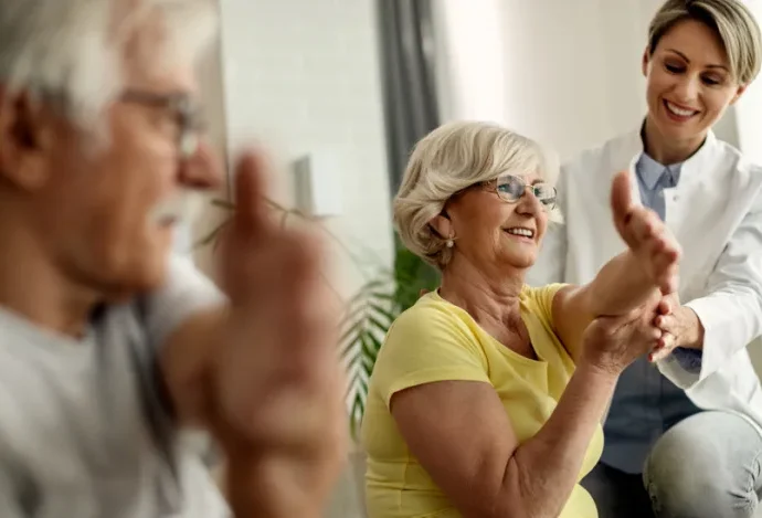 QUANDO PROCURAR UM GERIATRA? CUIDADOS DEVEM COMEÇAR ANTES DOS 60 ANOS
