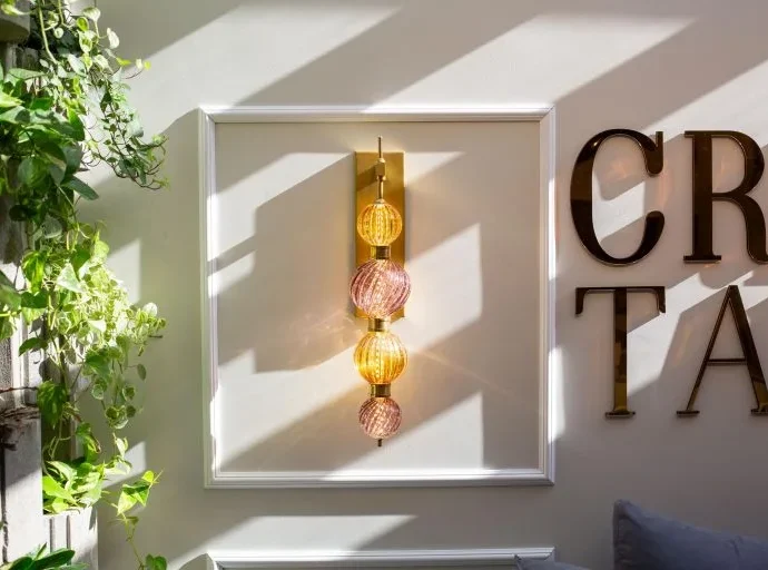Cristais Tavares inaugura nova loja em Balneário Camboriú com peças de cristal Murano