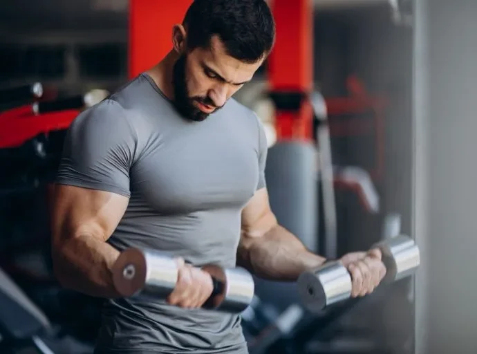 Musculação: Benefícios vão além da estética e impactam bem-estar Musculação: Benefícios vão além da estética e impactam bem-estar