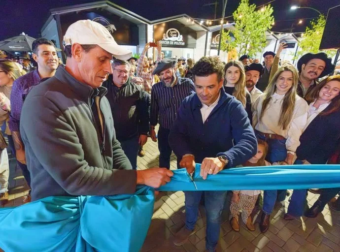 Nova Alameda do Cavalo Crioulo é inaugurada em Esteio com 17 pontos comerciais