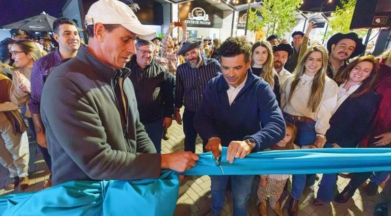 Nova Alameda do Cavalo Crioulo é inaugurada em Esteio com 17 pontos comerciais