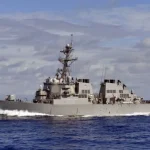USS Higgins, destróier da Marinha dos EUA, enfrenta falha de potência no Indo-Pacífico