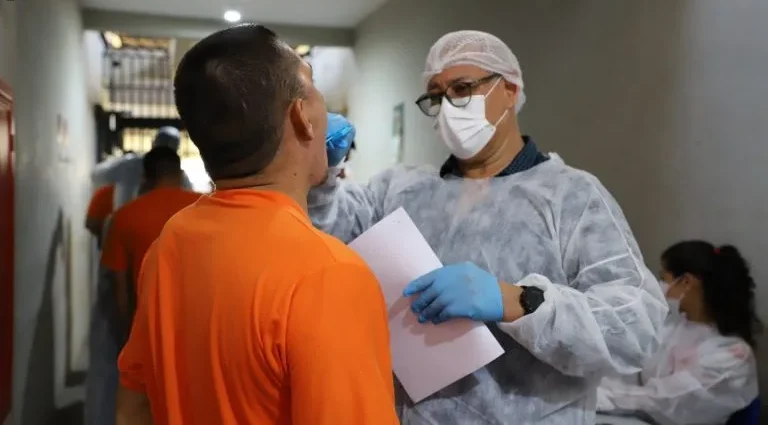 Coleta de DNA em Presídio de Campo Grande Ampliará Banco de Perfis Genéticos Coleta de DNA em Presídio de Campo Grande Ampliará Banco de Perfis Genéticos