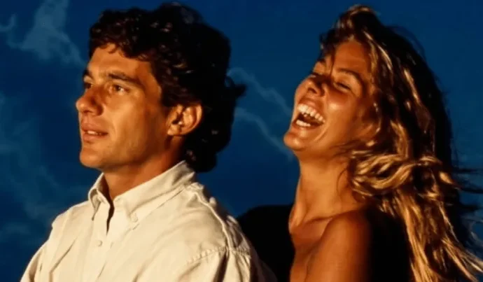 Adriane Galisteu presta homenagem a Ayrton Senna em data marcante