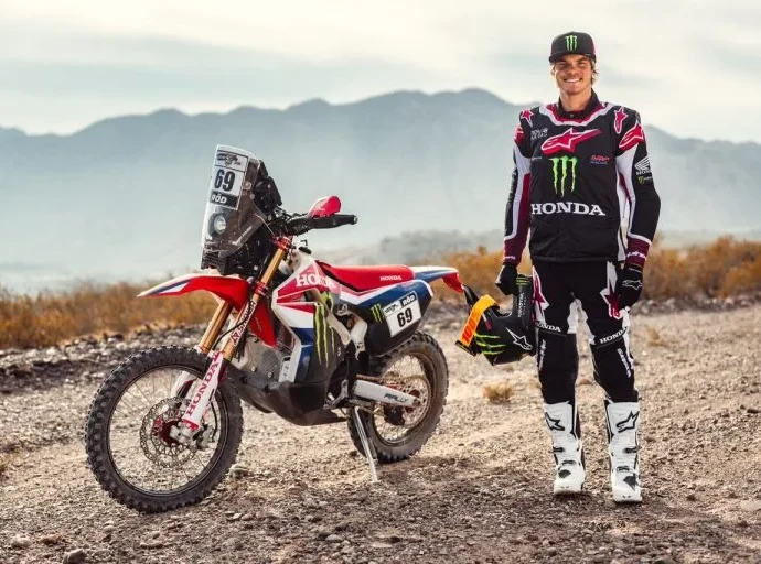 BRUNO CRIVILIN: BRASILEIRO CONTRATADO PELA MONSTER ENERGY HONDA HRC RALLY