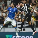 Cruzeiro e Atlético-MG se enfrentam em clássico decisivo no Mineirão