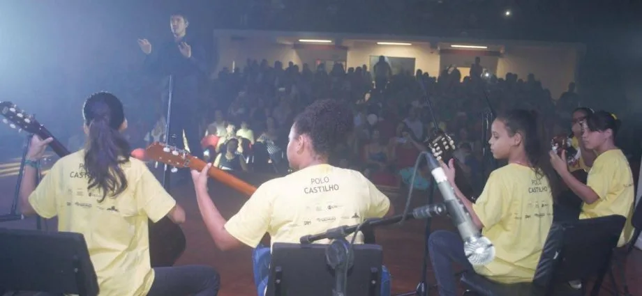 Castilho Celebra Mães com Apresentações Culturais Especiais Castilho Celebra Mães com Apresentações Culturais Especiais