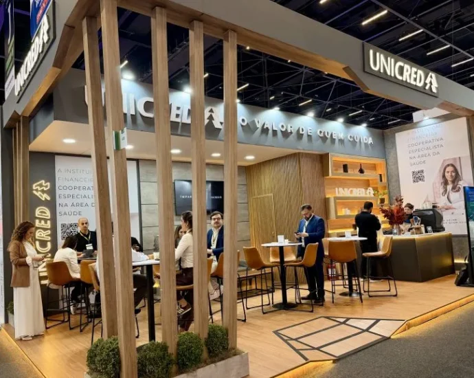 UNICRED OFERECE LINHAS ESPECIAIS DE CRÉDITO NA HOSPITALAR 2026 UNICRED OFERECE LINHAS ESPECIAIS DE CRÉDITO NA HOSPITALAR 2026