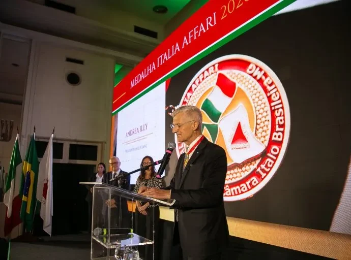 Andrea Illy recebe Medalha Italia Affari em Belo Horizonte