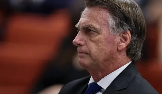 Bolsonaro apresenta boa recuperação e pode ter alta na segunda-feira, diz médico