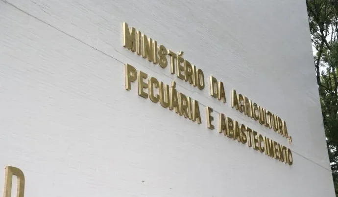 Ministério da Agricultura cria gabinete de crise em resposta a restrições da UE