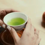 Ervas Calmantes: A Ciência por trás dos Chás para Relaxamento