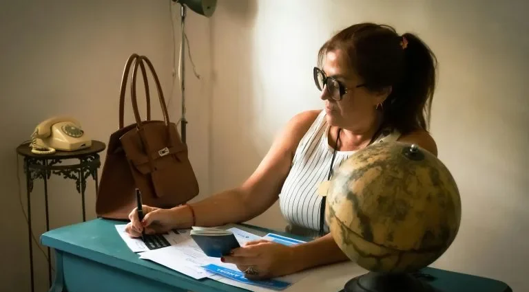 Ursula Neves e Rodrigo Perez estão em busca de novas oportunidades de emprego