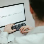 Medo de dentista afasta brasileiros, mas tecnologia transforma a experiência no consultório