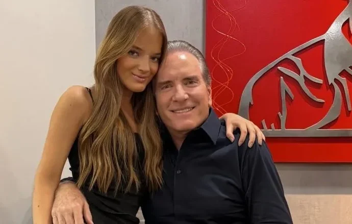 Rafa Justus surpreende Roberto Justus em seu aniversário de 71 anos