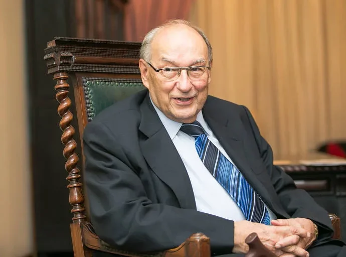 IVES GANDRA ANALISA A REJEIÇÃO DE JORGE MESSIAS PELO SENADO