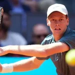 Jannik Sinner avança à final do Masters 1000 de Madri após vitória sobre Arthur Fils
