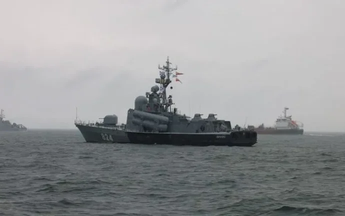 Ucrânia ataca petroleiros russos no Mar Negro, afirma Zelensky