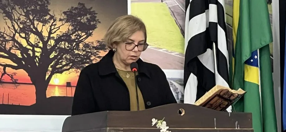 Vereadora Valéria solicita informações sobre incentivo a Agentes de Saúde em Castilho (SP) Vereadora Valéria solicita informações sobre incentivo a Agentes de Saúde em Castilho (SP)