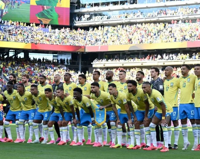 BRASIL MANTÉM INVENCIBILIDADE EM ESTREIAS DE COPA DO MUNDO HÁ QUASE 100 ANOS BRASIL MANTÉM INVENCIBILIDADE EM ESTREIAS DE COPA DO MUNDO HÁ QUASE 100 ANOS