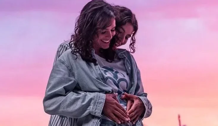 Bruna Marquezine e Alanis Guillen geram especulações com nova foto da série ‘Amor da Minha Vida’ Bruna Marquezine e Alanis Guillen geram especulações com nova foto da série ‘Amor da Minha Vida’