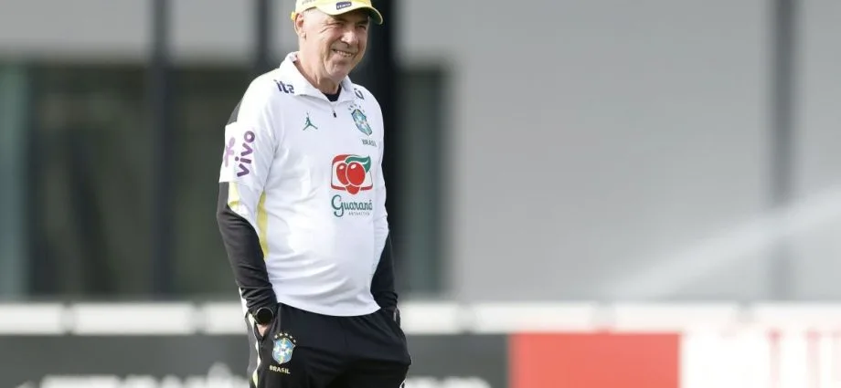 CARLO ANCELOTTI LIDERA SALÁRIOS DOS TÉCNICOS NA COPA DO MUNDO