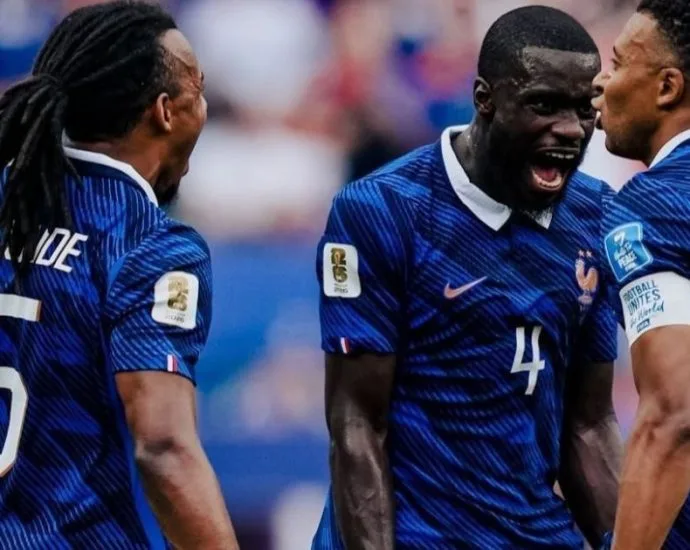 FRANÇA ENFRENTA POSSÍVEIS ADVERSÁRIOS NA SEGUNDA FASE DA COPA DO MUNDO