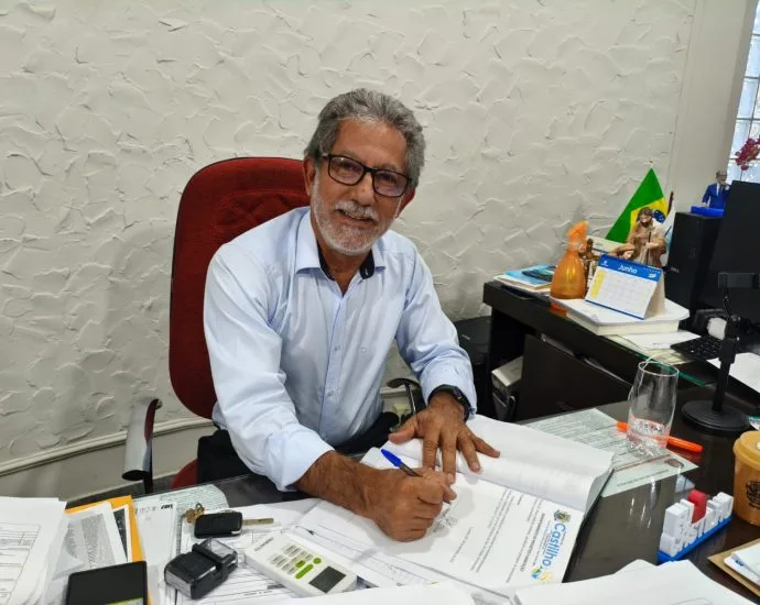 PRAINHA MUNICIPAL DE CASTILHO RECEBE ORDEM DE SERVIÇO PARA OBRAS PRAINHA MUNICIPAL DE CASTILHO RECEBE ORDEM DE SERVIÇO PARA OBRAS