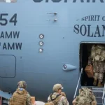 Militares dos EUA chegam à Venezuela para apoiar operações de resgate após terremotos