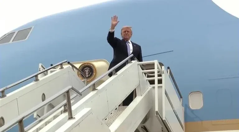 Trump classifica acordo com o Irã como ‘rendição incondicional’